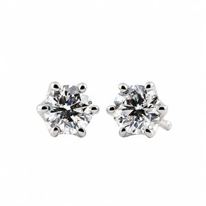 ダイヤモンドピアス0.30ct(プラチナ)